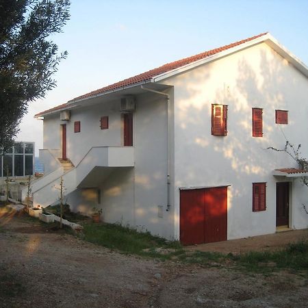 Apartments Zmaj 자발라 외부 사진