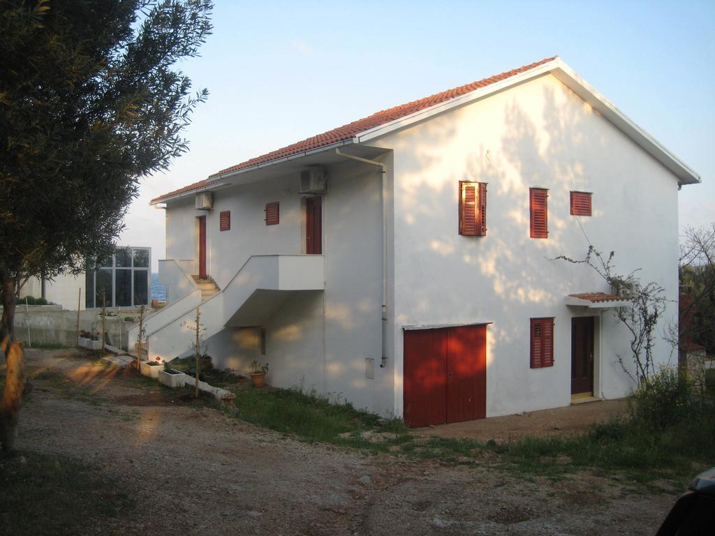 Apartments Zmaj 자발라 외부 사진